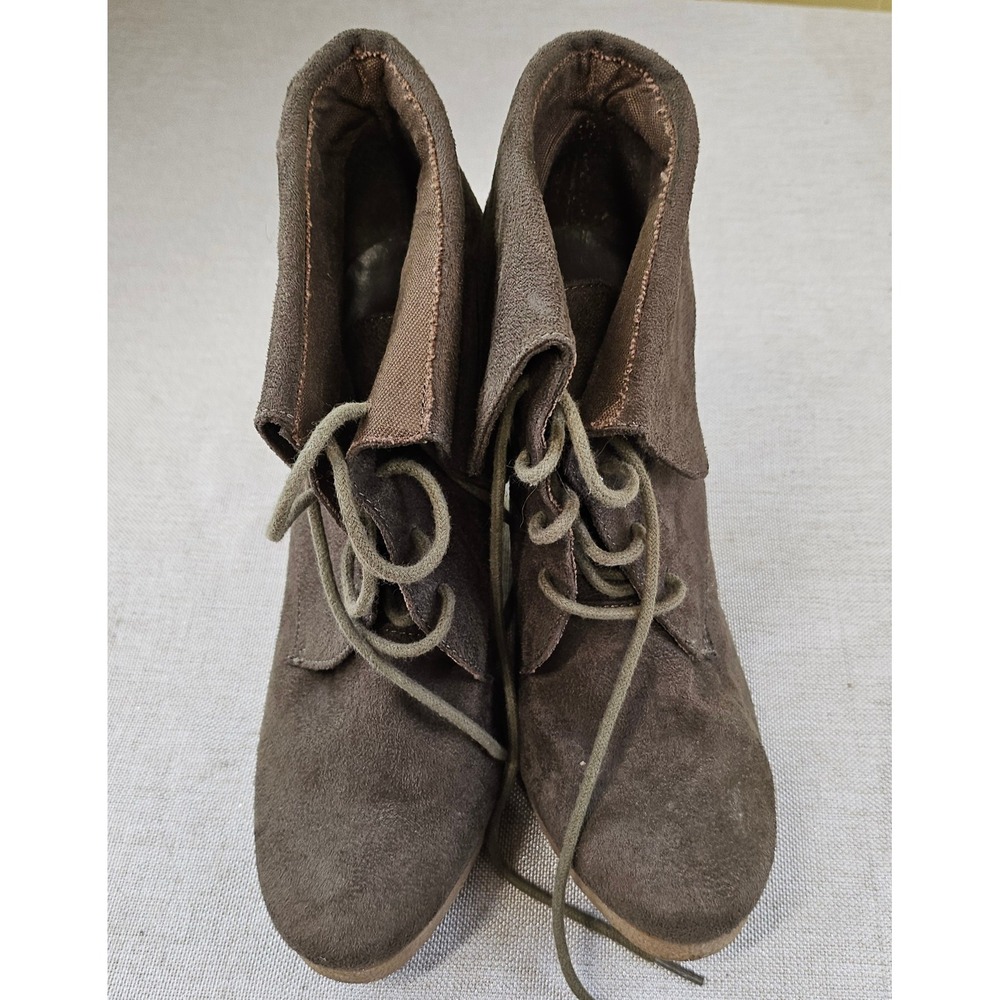 Mossimo Supply Co Brown Suede Lace Up Wedge Heel Booties Size Womens‎ 6.5